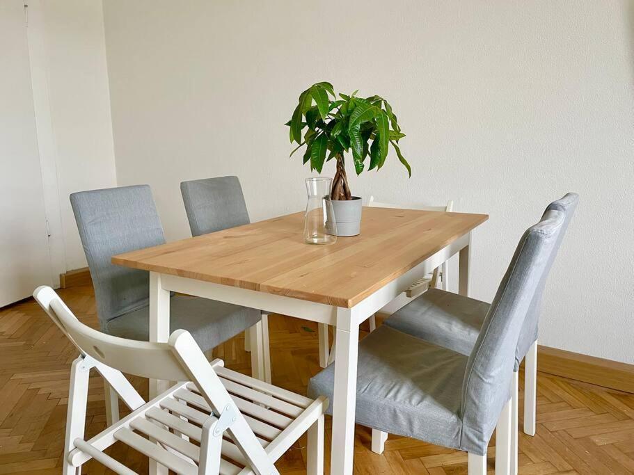 55M2 Stylish Apartment With Netflix - 15 Min To Center Wien Exteriör bild